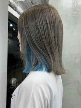 キラ 原宿(KILLA) #ホワイトブロンド#レイヤーロング #ダブルカラー #ハイトーン