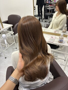 アイズ 横浜(IS) 【JUNKI指名】ミルクティーブラウン/ブリーチなし