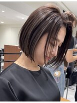 アマレット(Amaretto)&nbsp;【白髪を隠すのは卒業。ハイライトで魅せる大人の艶ボブ】