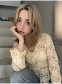 レイヤーカット　ミディアム　ブリーチ