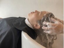 イコル(ikoru)の雰囲気（個室のフルフラットのシャンプー台で自分だけの時間を堪能♪）