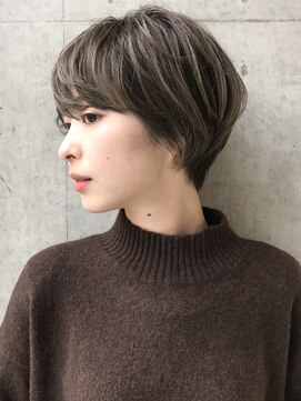 アトリエ フェム(atelier.fem) 【edolカラー】パールグレージュ×コンパクトショート