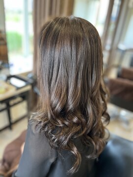 コア フィール ア デイ(COIFFURE A DAY) 【モテ髪ロング】