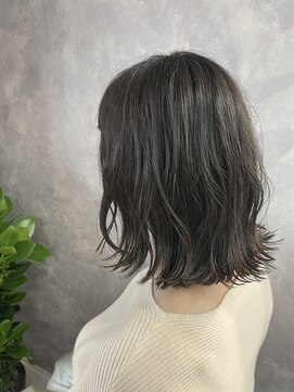 バッカ 横浜桜木町店(BACCA) くびれ　外ハネ