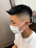 ルシードスタイルサワ(LUCIDO STYLE sawa) 30代40代メンズ刈り上げフェードスタイル短髪ワイルド