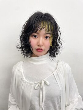 レコ(LECO) パーマ×イエローのデザインヘア