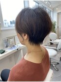 丸みのあるくびれショート