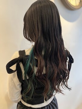テラス ヘアアンドボタニカル(terrace) インナーカラー/20代30代40代/姪浜