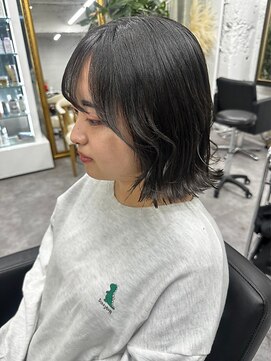 リア(riah) ミディアム/レイヤー/ゆる巻き/ブリーチなしカラー/グレージュ