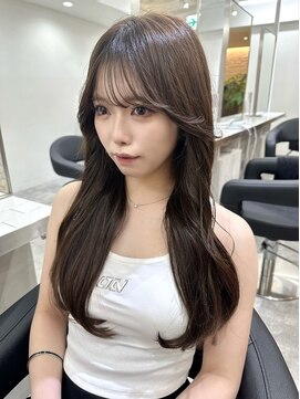 ヴィオットバイサロン(Viot by Salon) 前髪あり韓国美髪エアリーロングピンクブラウン切りっぱなしボブ