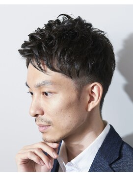 ラヴィ ニュー 両国店(LAVIE NEW) スーツ短髪ビジネスショートアップバンクツーブロック