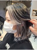 フェイスフレーミング/ホワイトブロンド/イヤリングカラー