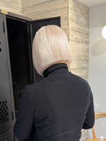 ヲタク(wotaku.)&nbsp;ホワイトブロンドハイトーンボブトリプルカラーブリーチリタッチ