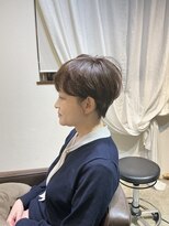 ワ ヘアー(wa-hair)&nbsp;くすみベージュ360度美魔女ショート×耳掛けショートボブパーマ