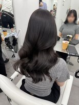 アマトウキョウ アユンチェ(AMA TOKYO×AYUNCHE) 韓国ヘア 透明感カラー 2wayバング レイヤーカット 顔周り