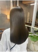 アッシュグレージュ