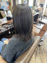 アート(art)&nbsp;寒色カラー×大人ハイライトスタイル