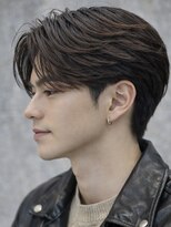 フォト 新宿(foto)&nbsp;レザーに合わせるニュアンスパーマ/リバースセンターパート