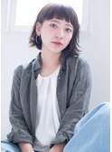 ナチュラル外はねボブ