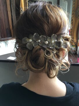 ゴッドヘアーアンドメイク 前橋元総社店(GOD Hair&Make) ヘアアレンジ