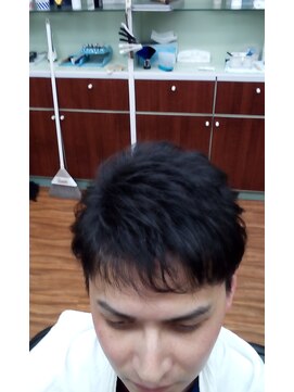 BBサロン ジーニック(Gnik) ツーブロックヘア