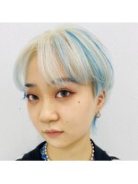 クク(QUQU)&nbsp;ホワイトライトショート