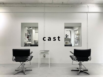 キャスト(cast)の写真