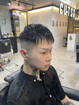 フランクスバーバーリベラルド 横浜(FRANK'S BARBER LIBERALD) ハイスキンナチュラルクロップ