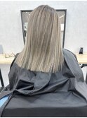 カーキベージュ/切りっぱなしボブ