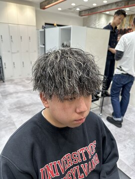 ルースト 京都駅前店(ROOST) ツイストハイライト