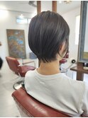 人気くびれショート