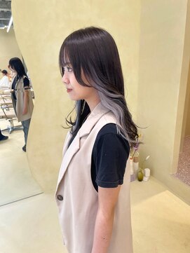 スニュウ(snuw) レイヤーカット/透明感カラー