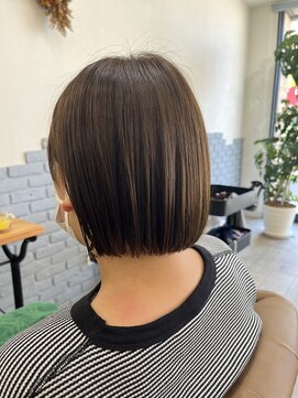 リープ(leap hair) ぱつっとボブ