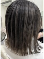 ヘアポジション 横手(HAIR Position)&nbsp;Shadow Roots Color
