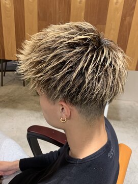 アンククロス 渋谷(ANKH CROSS) メンズショート/フェード/短髪/ジェットモヒカン/ブリーチカラー