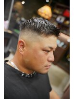 フォーコーナーズカットショップスリーセント 栄(FourCornersCutShop 3/cent)&nbsp;フェードショート