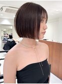 ハイライト白髪ぼかしダブルカラーインナーカラーショートボブ