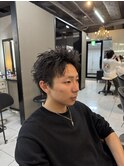 スパイキーショート　メンズパーマ　縦落ちパーマ　眉毛