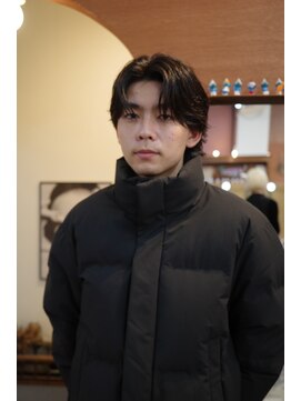 エディ(Edy) メンズセンターパートニュアンスパーマコンマバング韓国ヘア岡山