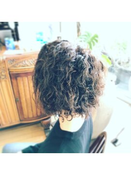 ベル(BELL) スパイラルパーマスタイル★【BELL桜新町/用賀】