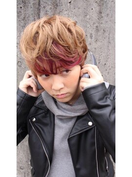 フリーズ 川西店(Freez) 【Freez】個性派ショート