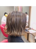 切りっぱなしショートボブ