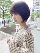大人可愛い耳かけショートボブダークアッシュブラウン毛先パーマ