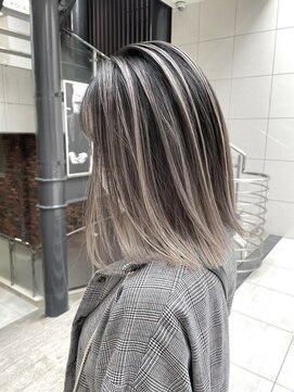 ジゼル(gisele) (小山)ハイライトからバレイヤージュ