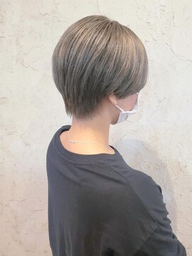 フロール(Flor) 【flor 戸塚】*ヘルシーショート+ミルクティアッシュ ＊