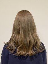 カぺリベラ テラス Capelli bella TERRACE ベージュカラー