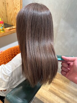 ハロー(Hollow) 【40代向け♪白髪ぼかし/脱白髪染め】石橋/池田/箕面