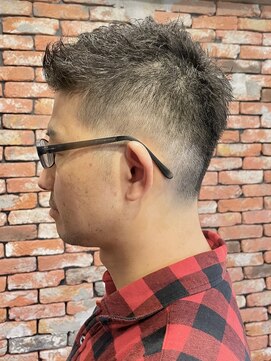 アンリ(Henri) [オカダケント]モヒカンベリーショートヘア