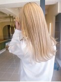 くびレイヤーエモージュ小顔似合わせカット斜めバング