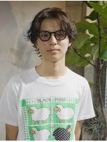 無造作ウルフセンターパート×メンズパーマ
